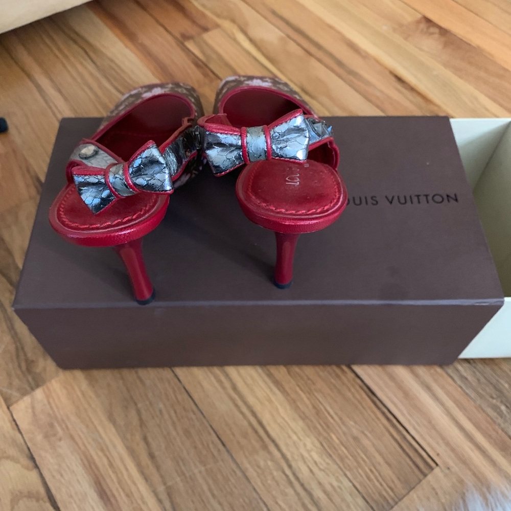 Louis Vuitton cherry blossom sling backs pumps - Picture 5 of 5